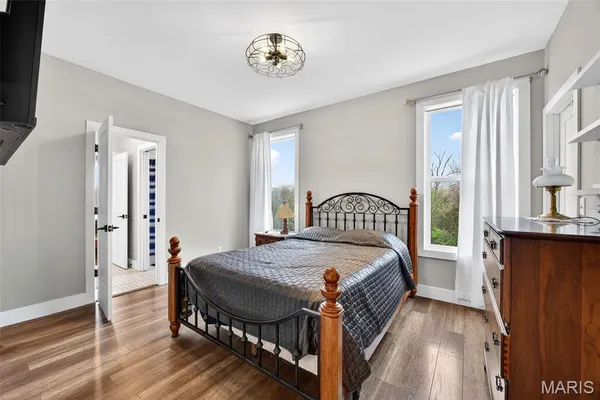 $995,000 | 280 Sycamore Lane, Moscow Mills, MO 63362