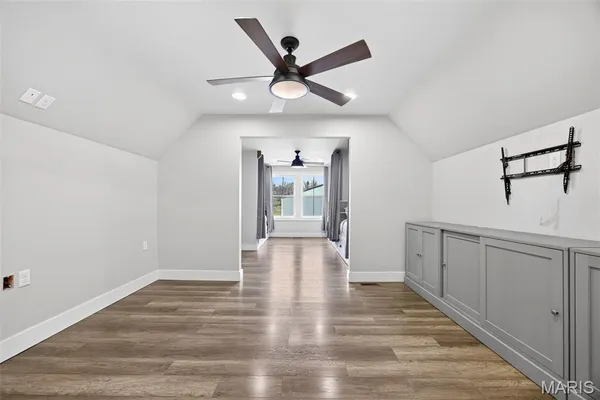 $995,000 | 280 Sycamore Lane, Moscow Mills, MO 63362