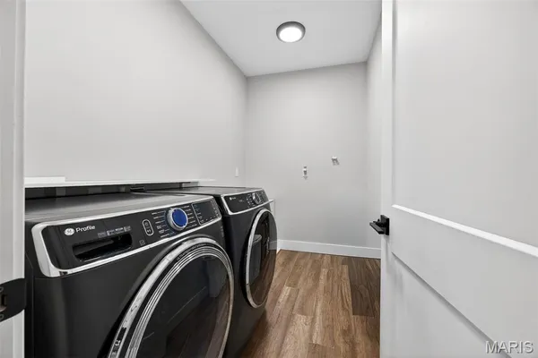 $995,000 | 280 Sycamore Lane, Moscow Mills, MO 63362