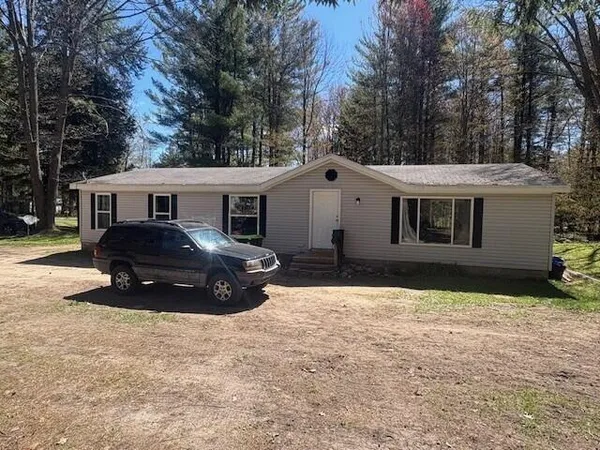 $197,900 | 8404 Independence Avenue, Cadillac, MI 49601
