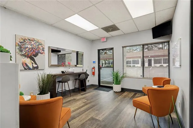 $1,770 | 4292 A Memorial Drive, Decatur, GA 30032