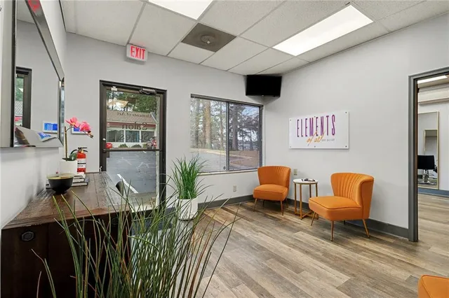 $1,770 | 4292 A Memorial Drive, Decatur, GA 30032