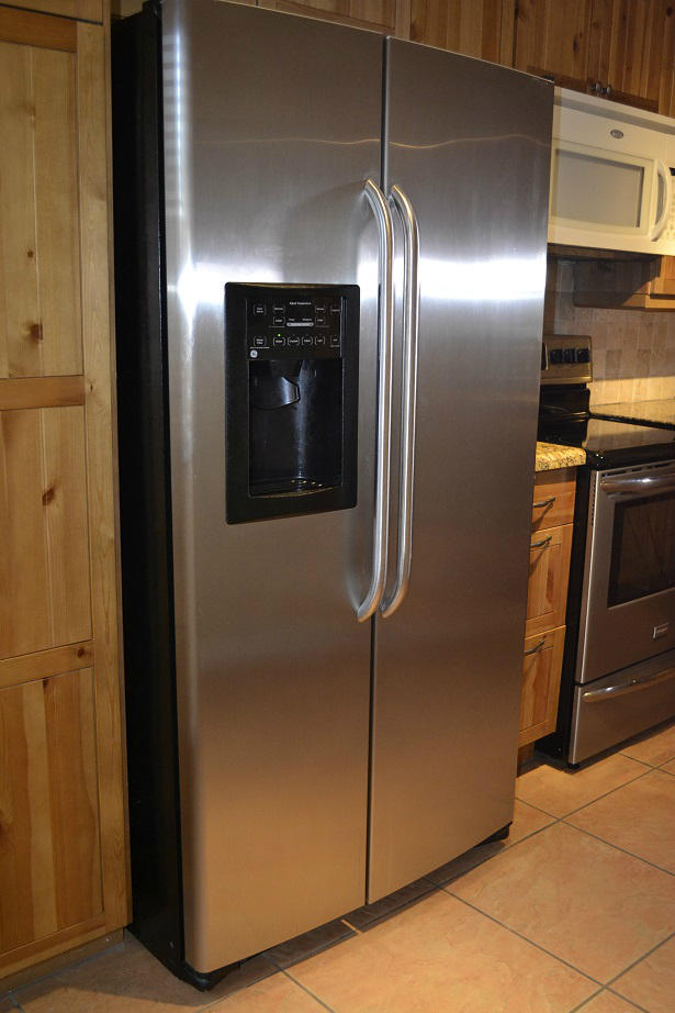 380 Northwest 67th Street, Unit J102 Boca Raton, FL 33487 - Photo 6 of 29 Refridgerator