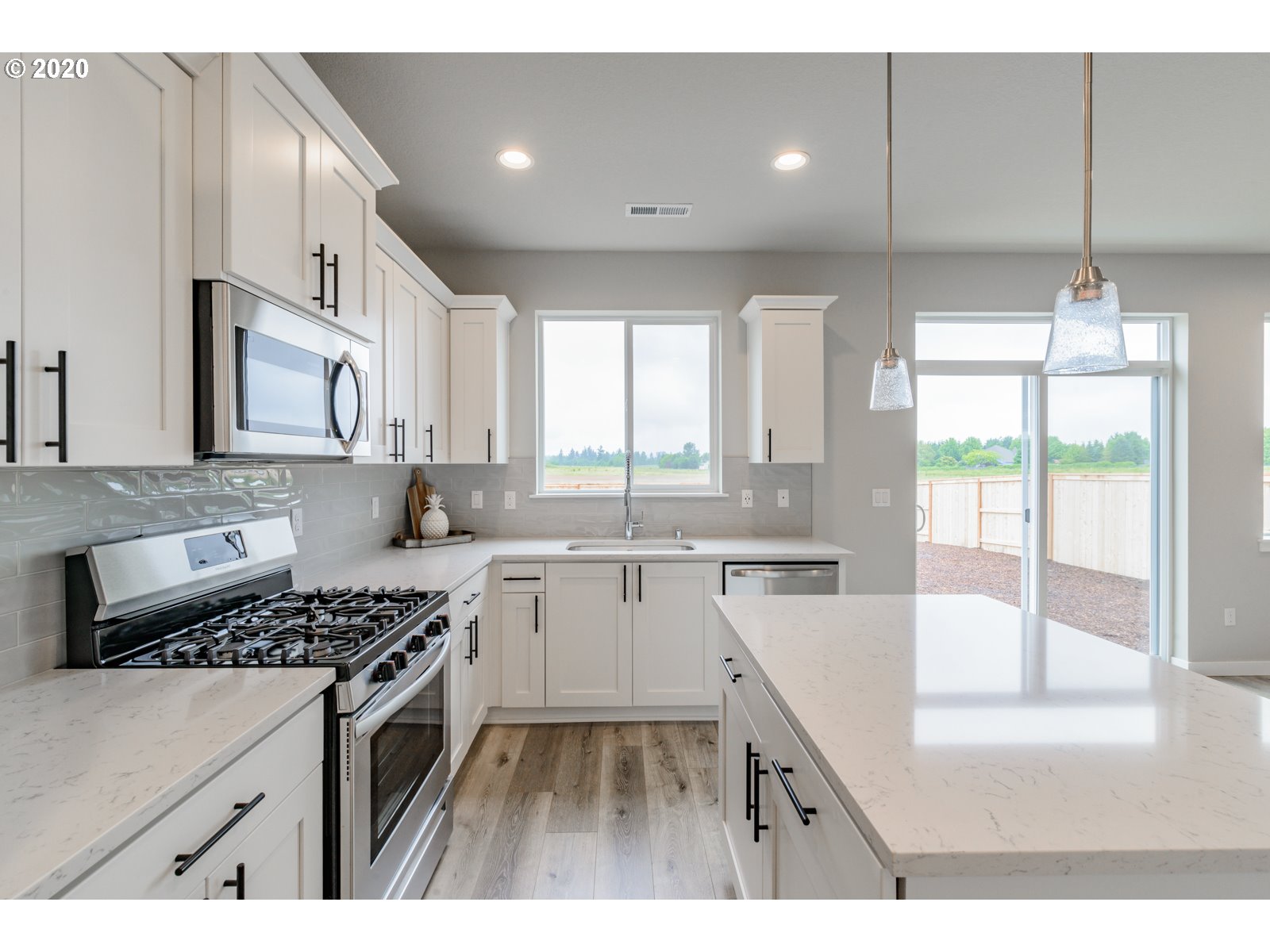 2583 Fieldcress Road, Unit 109 Eugene, OR 97403 - Photo 11 of 24 Gallery Image 11