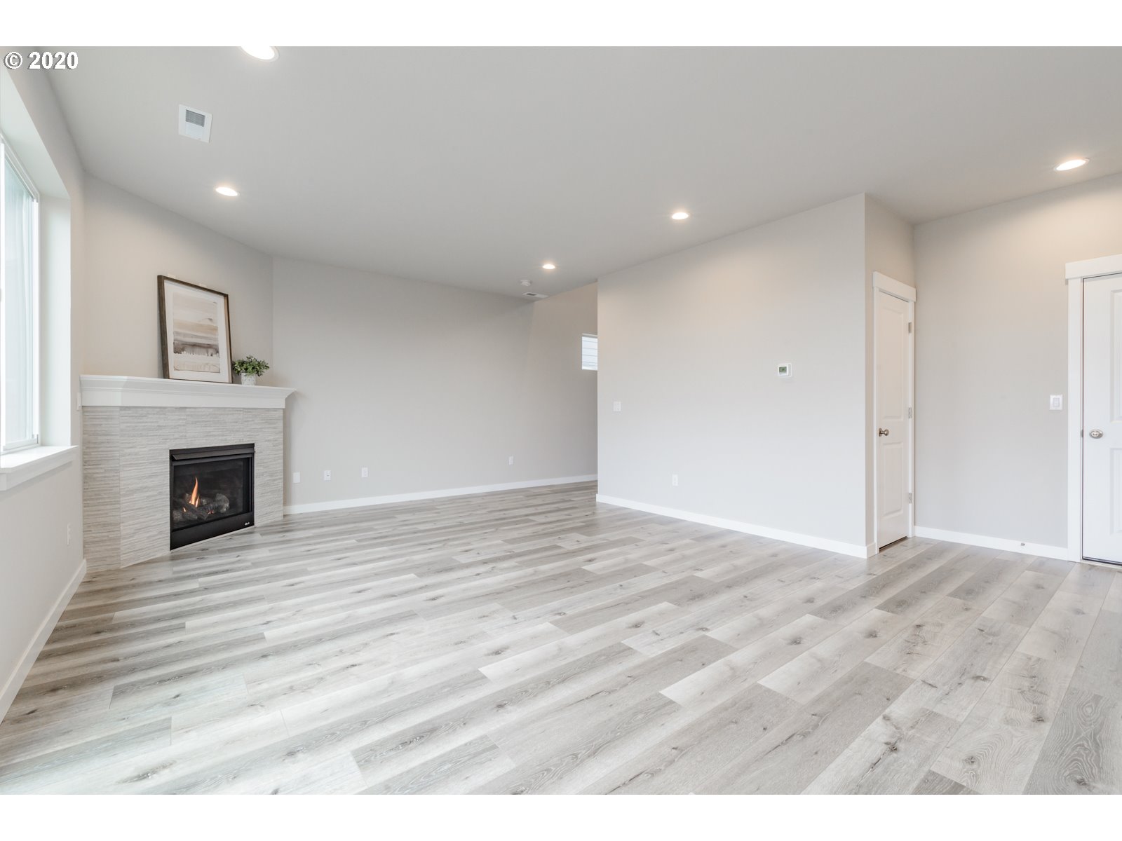 2583 Fieldcress Road, Unit 109 Eugene, OR 97403 - Photo 4 of 24 Gallery Image 4