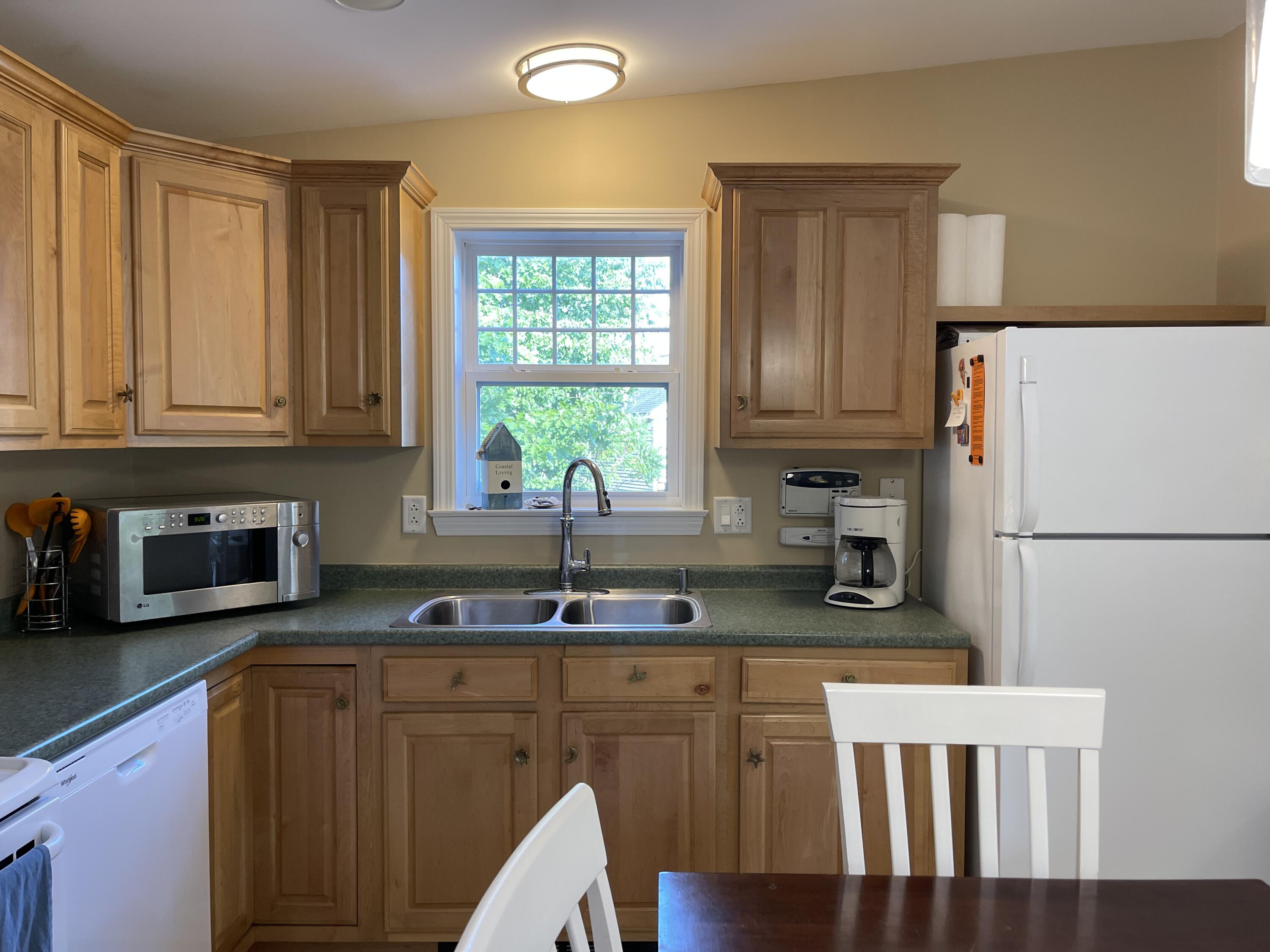 412 Post Road, Unit 127 Wells, ME 04090 - Photo 7 of 38 IMG_5364