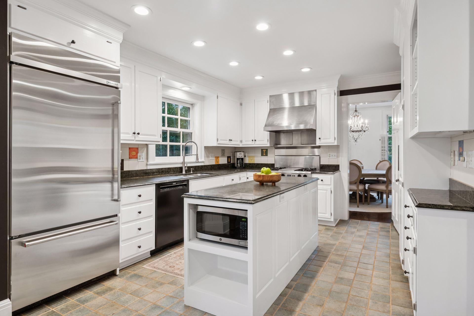 2322 Oliver Avenue South Minneapolis, MN 55405 - Photo 12 of 46