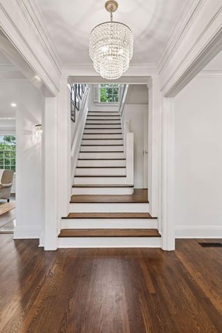 $1,265,000 | 2322 Oliver Avenue South, Minneapolis, MN 55405