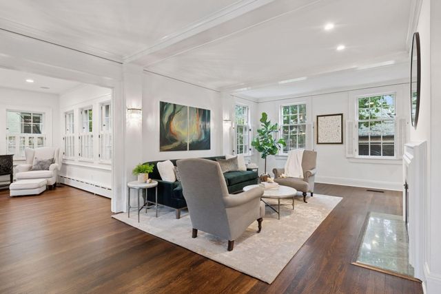 $1,265,000 | 2322 Oliver Avenue South, Minneapolis, MN 55405