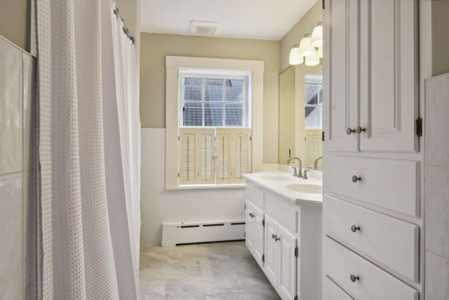 $1,265,000 | 2322 Oliver Avenue South, Minneapolis, MN 55405