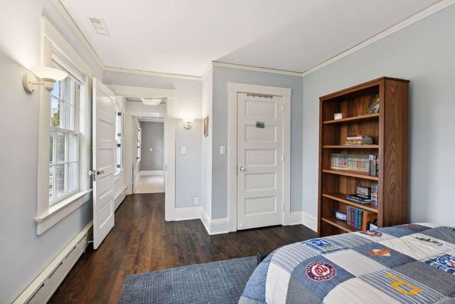 $1,265,000 | 2322 Oliver Avenue South, Minneapolis, MN 55405