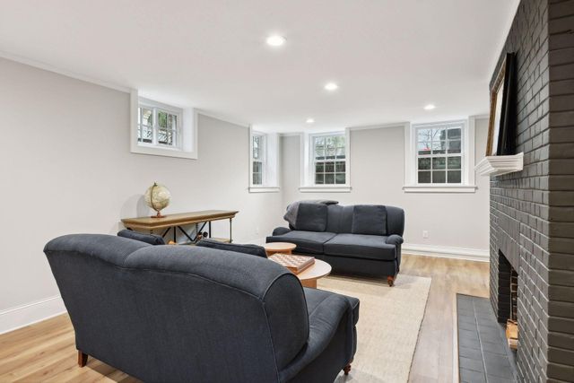 $1,265,000 | 2322 Oliver Avenue South, Minneapolis, MN 55405