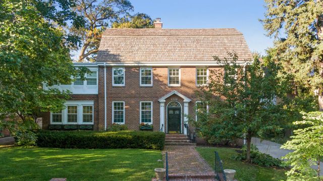 $1,265,000 | 2322 Oliver Avenue South, Minneapolis, MN 55405