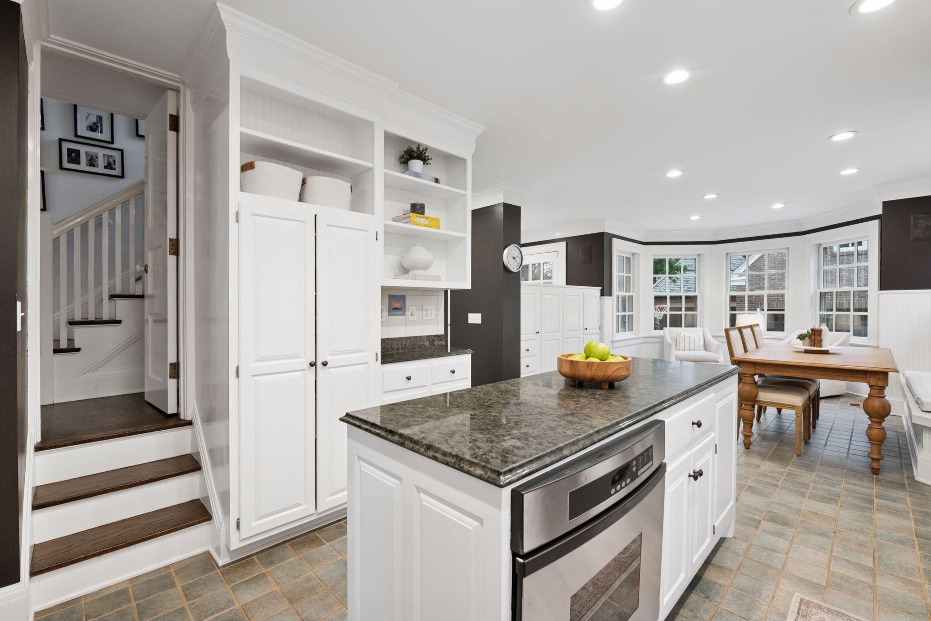 2322 Oliver Avenue South Minneapolis, MN 55405 - Photo 10 of 46