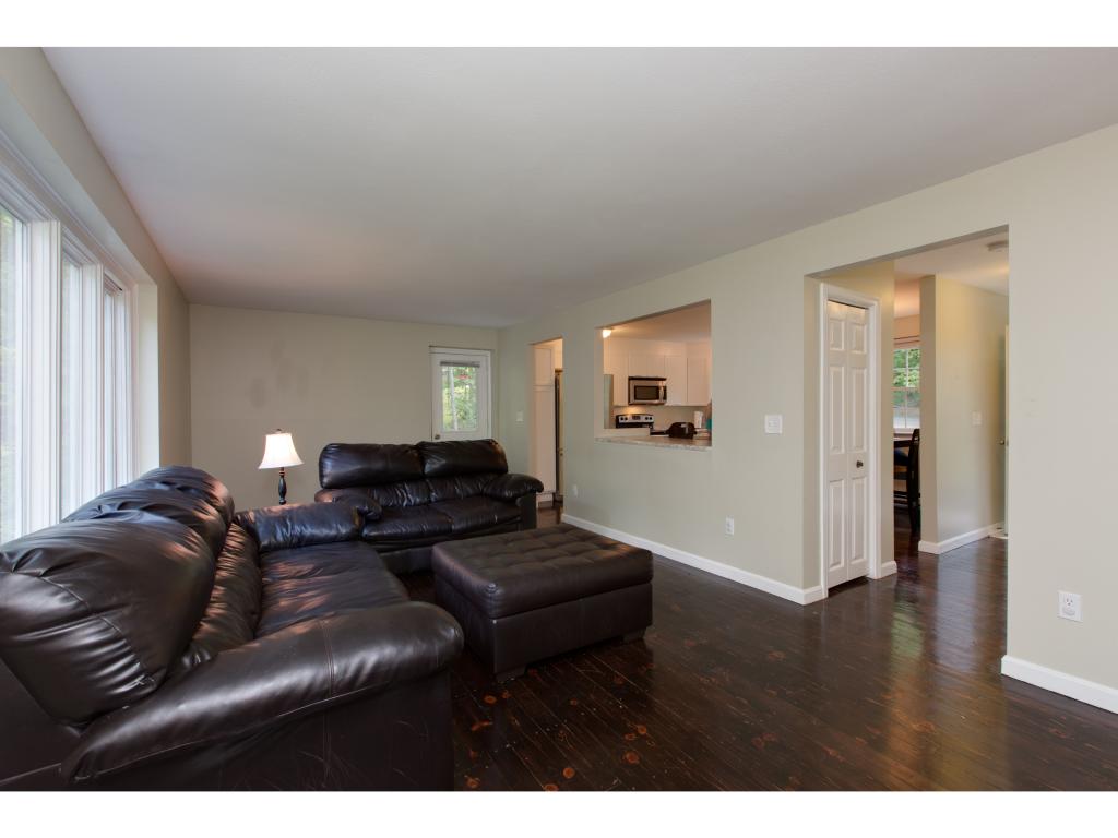 8 R Strawberry Hill Road, Unit 8R Derry, NH 03038 - Photo 11 of 32