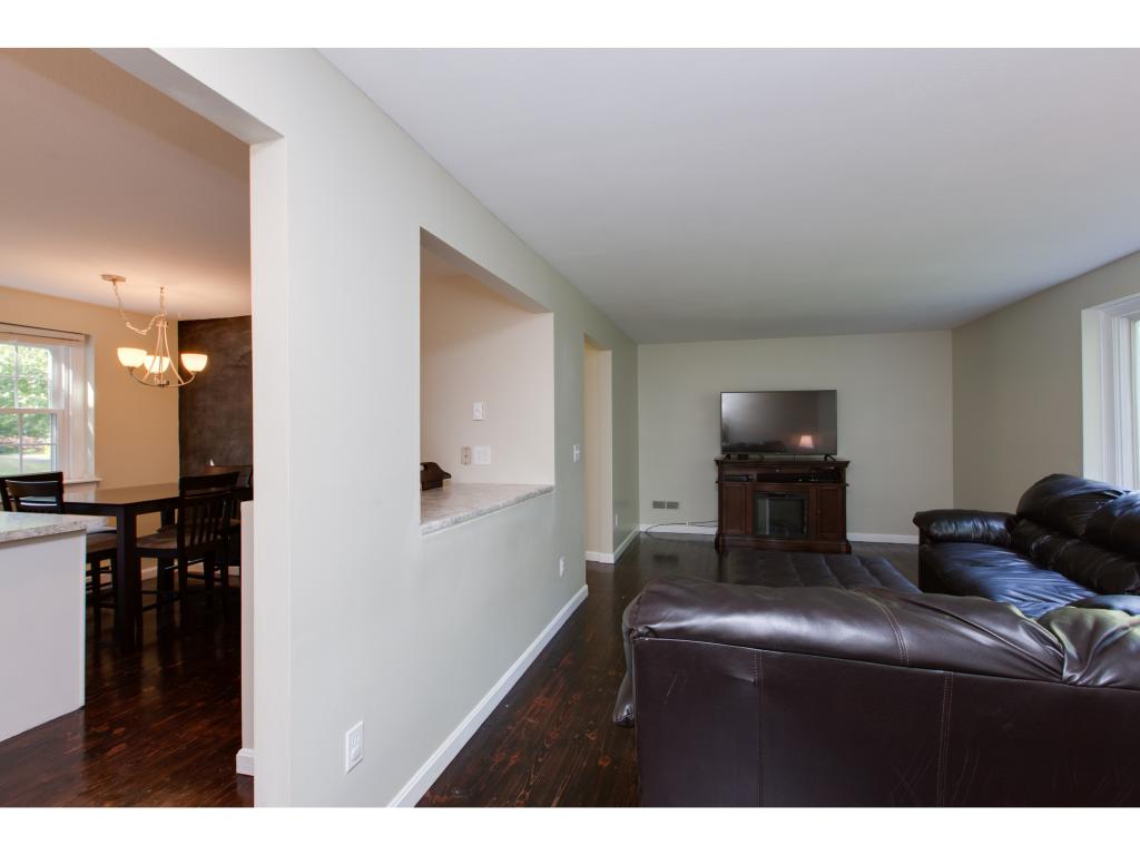 8 R Strawberry Hill Road, Unit 8R Derry, NH 03038 - Photo 8 of 32