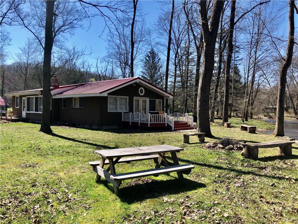131 Ross Road Ligonier, PA 15658 - Photo 3 of 18 Gallery Image 3