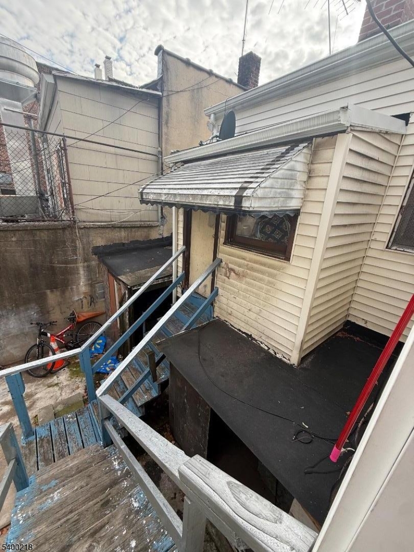 1133 Elizabeth Avenue Elizabeth, NJ 07201 - Photo 3 of 12