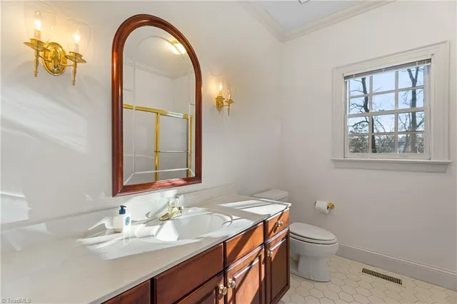 $1,100,000 | 2800 Fieldwood Court Northwest, Winston-Salem, NC 27106