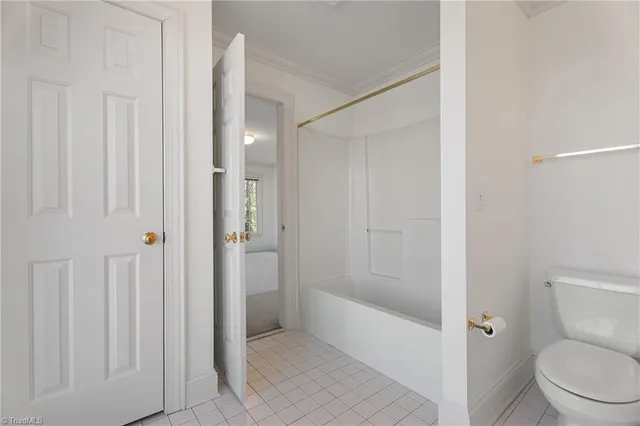 $1,100,000 | 2800 Fieldwood Court Northwest, Winston-Salem, NC 27106