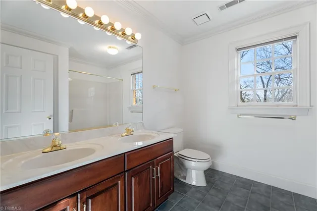 $1,100,000 | 2800 Fieldwood Court Northwest, Winston-Salem, NC 27106