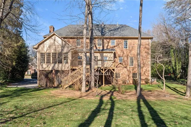 $1,100,000 | 2800 Fieldwood Court Northwest, Winston-Salem, NC 27106