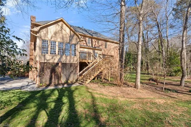 $1,100,000 | 2800 Fieldwood Court Northwest, Winston-Salem, NC 27106