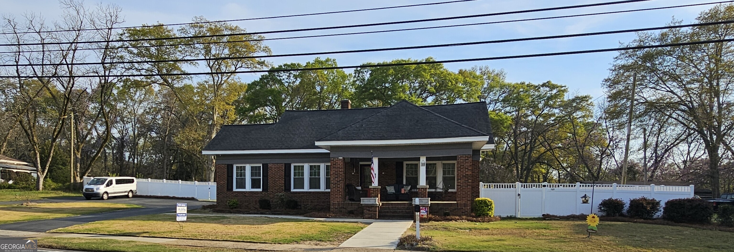 503 Forsyth Street Barnesville, GA 30204 - Photo 2 of 110