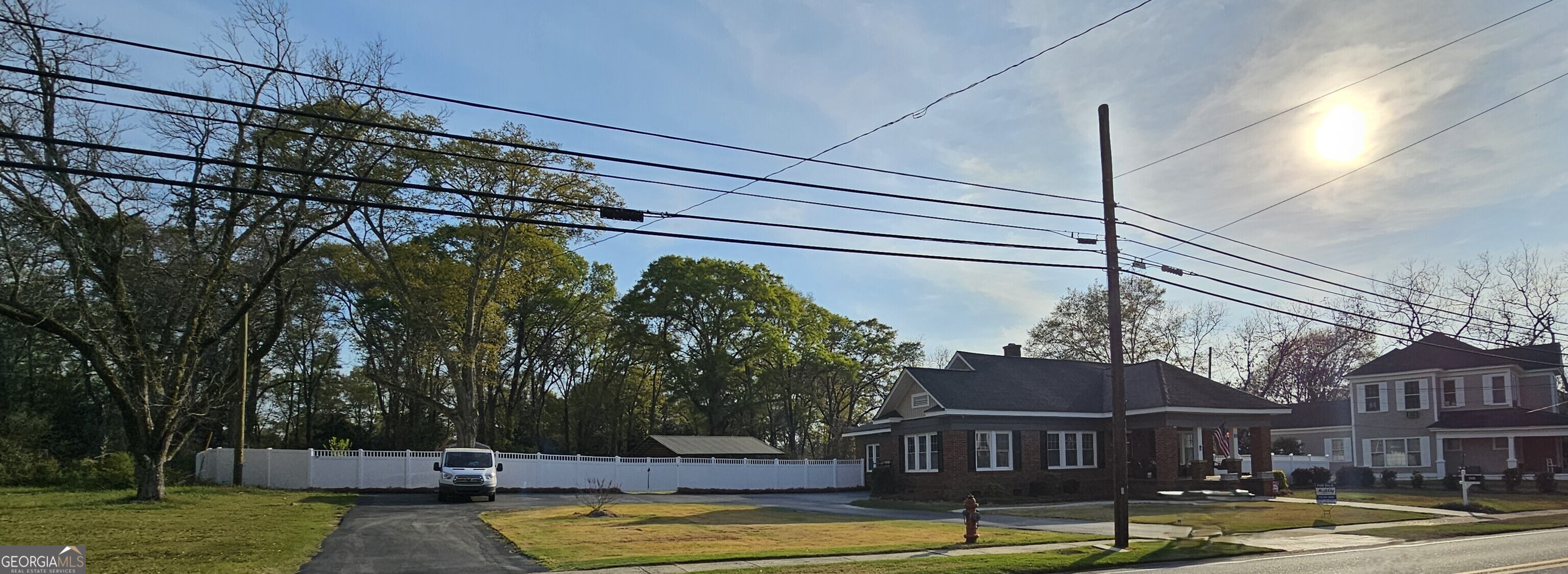 503 Forsyth Street Barnesville, GA 30204 - Photo 6 of 110