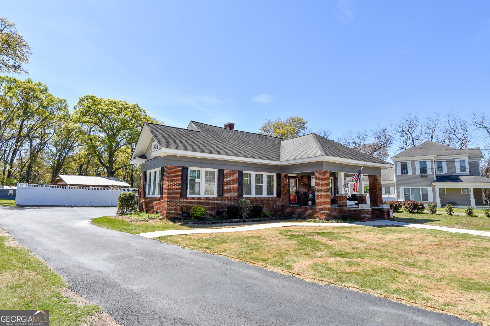 503 Forsyth Street Barnesville, GA 30204 - Photo 7 of 110