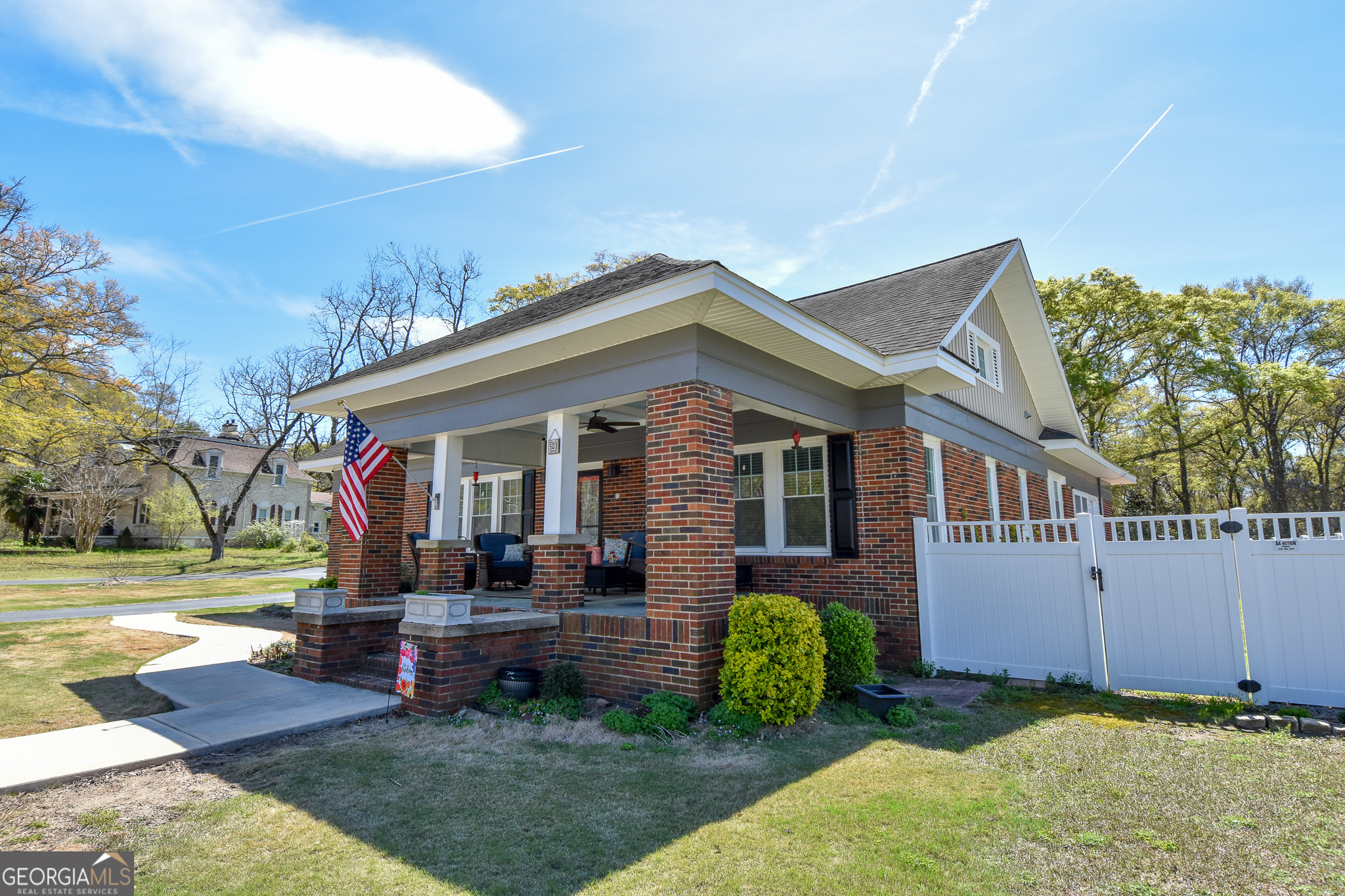 503 Forsyth Street Barnesville, GA 30204 - Photo 9 of 110