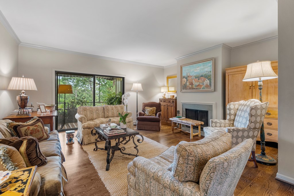 6500 Standing Boy Road, Unit 6 Columbus, GA 31904 - Photo 6 of 20 Living Room