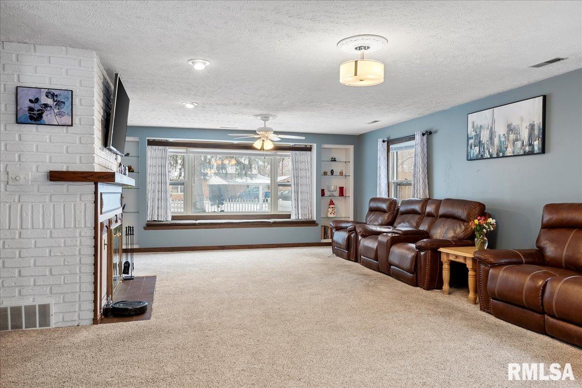 3145 Rita Avenue Springfield, IL 62703 - Photo 19 of 35
