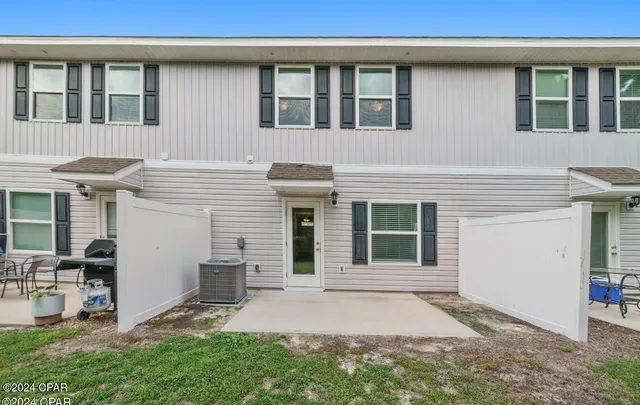 $1,800 | 5856 Callaway Circle, Unit 5856, Panama City, FL 32404