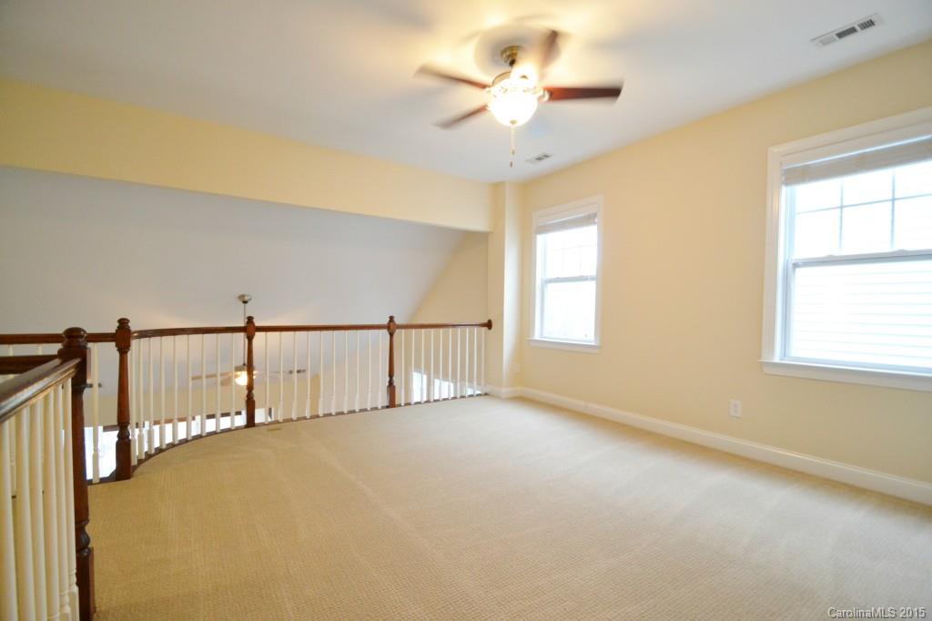 9433 Ridgeforest Drive Charlotte, NC 28277 - Photo 15 of 18 a view of entryway