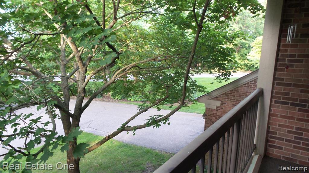 29535 Pine Ridge Circle, Unit 10 Farmington, MI 48331 - Photo 35 of 43
