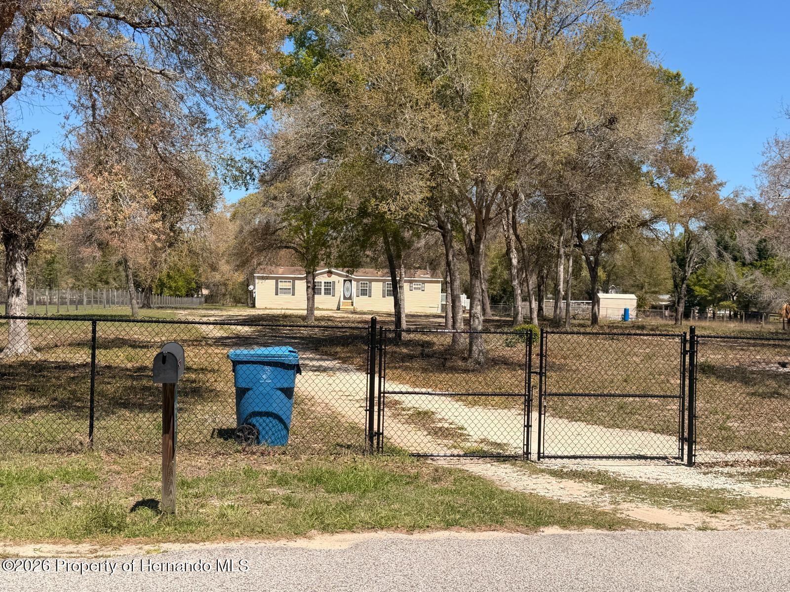 13201 Crowell Road Brooksville, FL 34613 - Photo 28 of 35