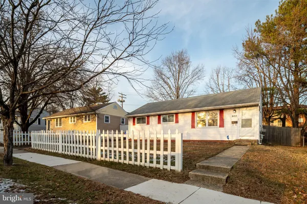 $2,200 | 903 Montrose Avenue, Laurel, MD 20707