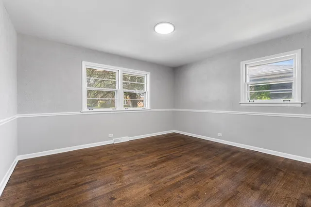 $277,500 | 1006 East 163rd Street, South Holland, IL 60473