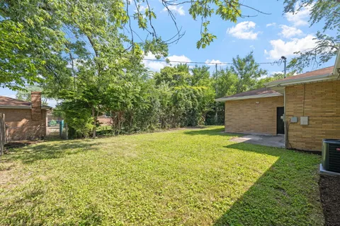$267,500 | 1006 East 163rd Street, South Holland, IL 60473