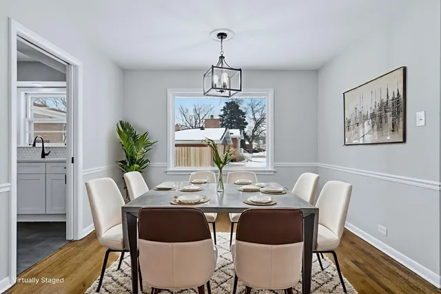 $277,500 | 1006 East 163rd Street, South Holland, IL 60473