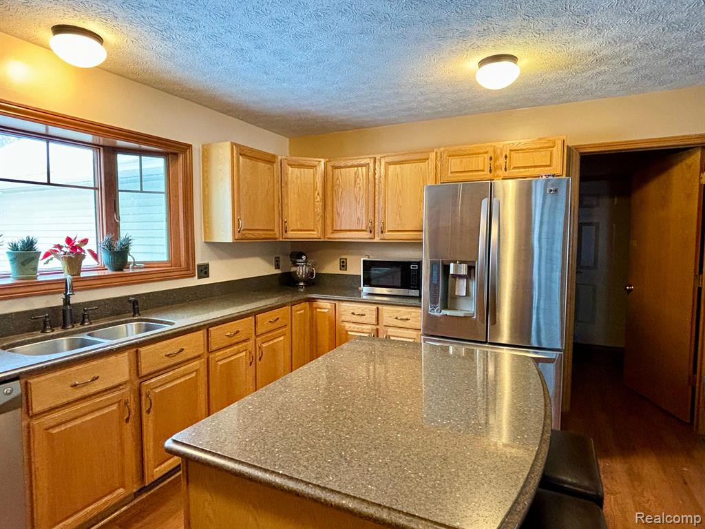 11063 Clyde Road Fenton, MI 48430 - Photo 20 of 52