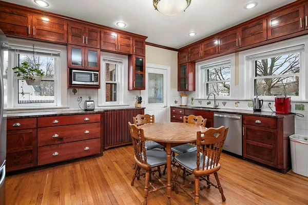 $335,000 | 205 South Meadow Street, Grant Park, IL 60940