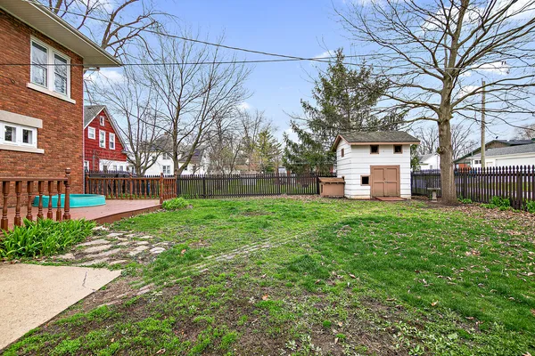 $335,000 | 205 South Meadow Street, Grant Park, IL 60940