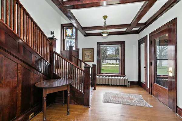 $335,000 | 205 South Meadow Street, Grant Park, IL 60940