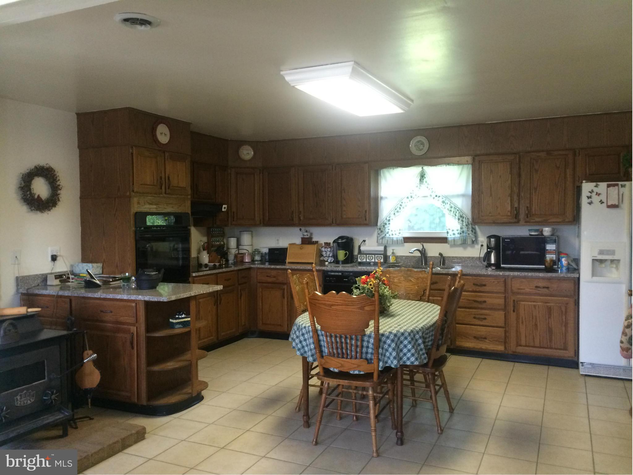 2114 Ebbvale Road Manchester, MD 21102 - Photo 12 of 30 Granite counters, plenty of cabinet space