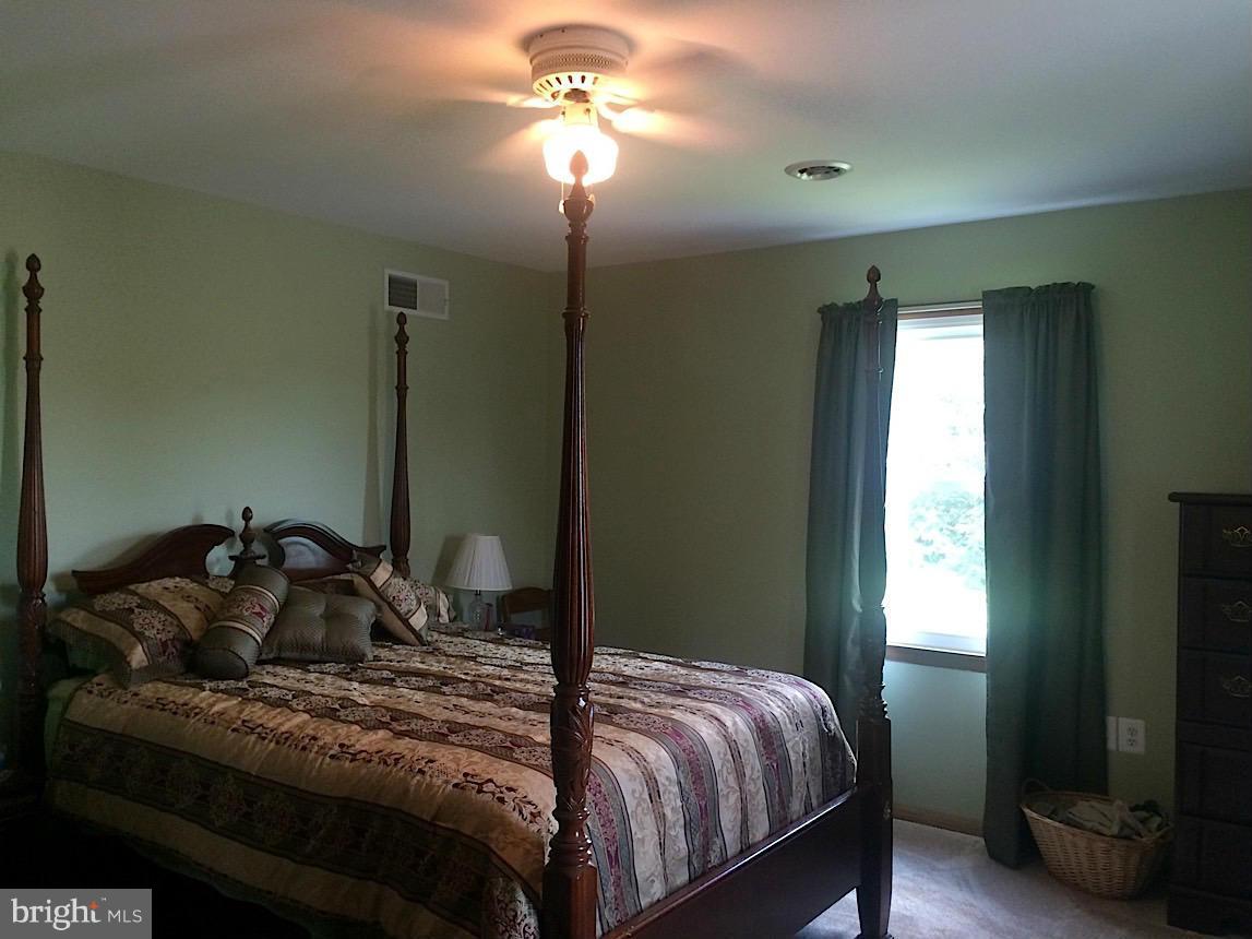 2114 Ebbvale Road Manchester, MD 21102 - Photo 19 of 30 Large Master Bedroom!