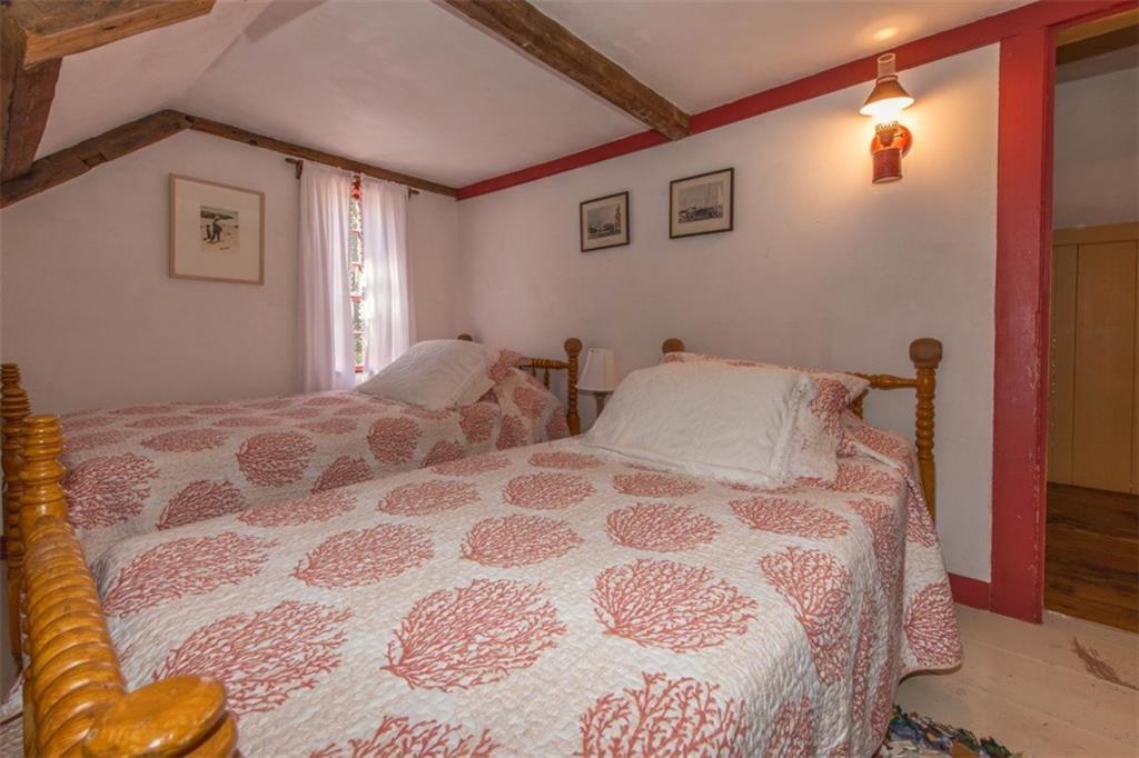 49 Meadow Cove Road Boothbay, ME 04544 - Photo 28 of 35 The third upstairs bedroom with...