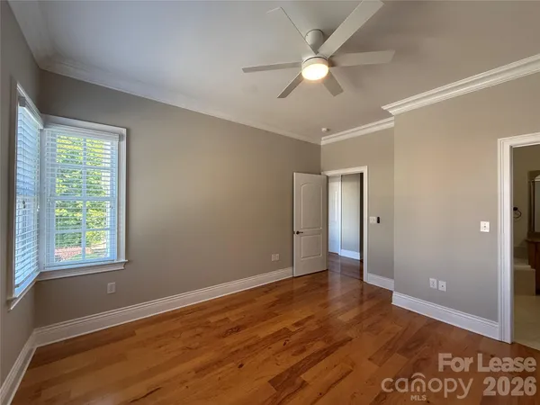 $1,795 | 21025 Catawba Avenue, Unit 202, Cornelius, NC 28031