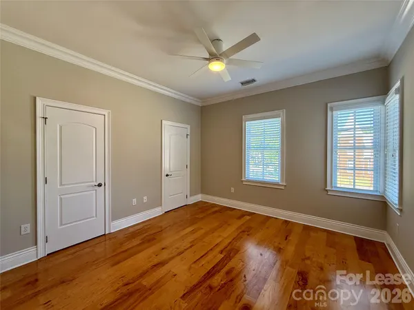 $1,795 | 21025 Catawba Avenue, Unit 202, Cornelius, NC 28031
